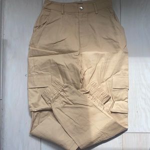 tan cargo pants never worn